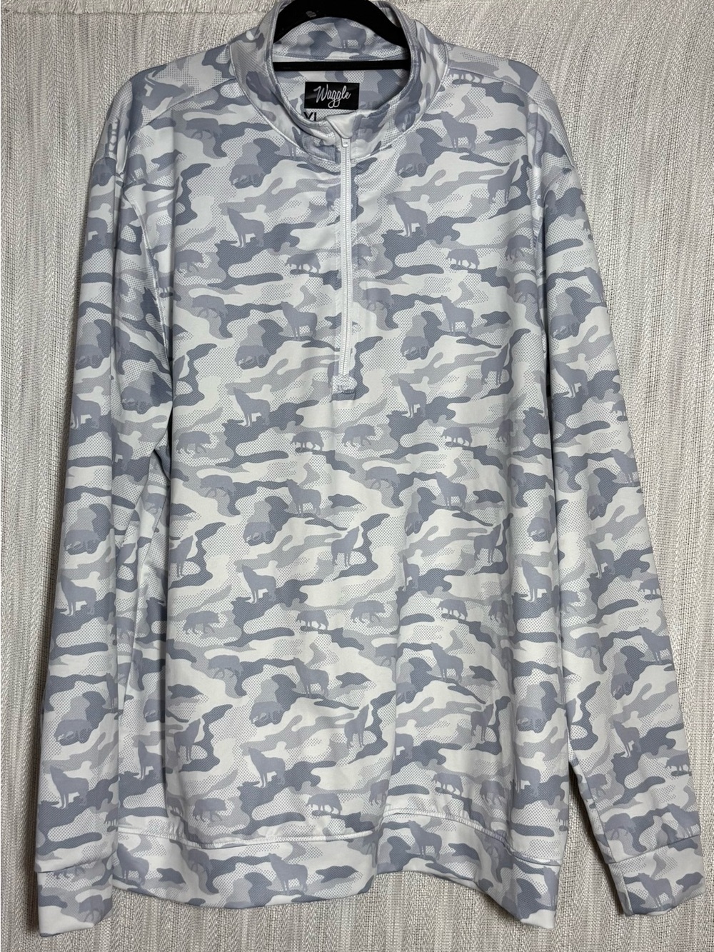 Waggle Men's Gray White XL Camo Quarter-Zip Shirt